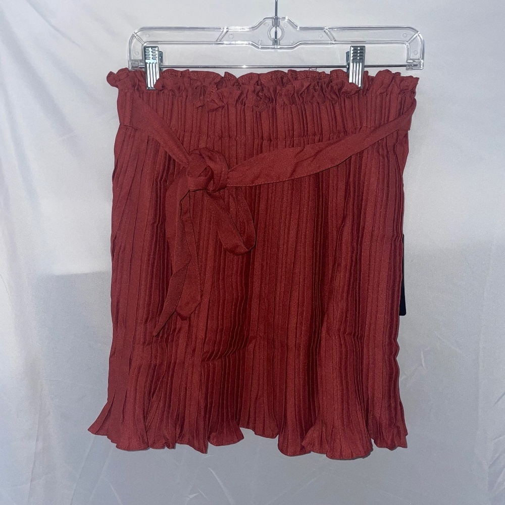 Haute Monde Copper Color Contemporary Pleaded Skirt With Strap Belt Sz M NWT